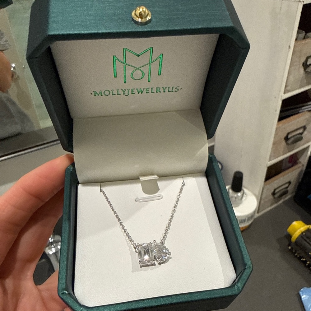 Molly Jewelry Pear & Emerald Cut Moissanite Toi Et Moi Necklace